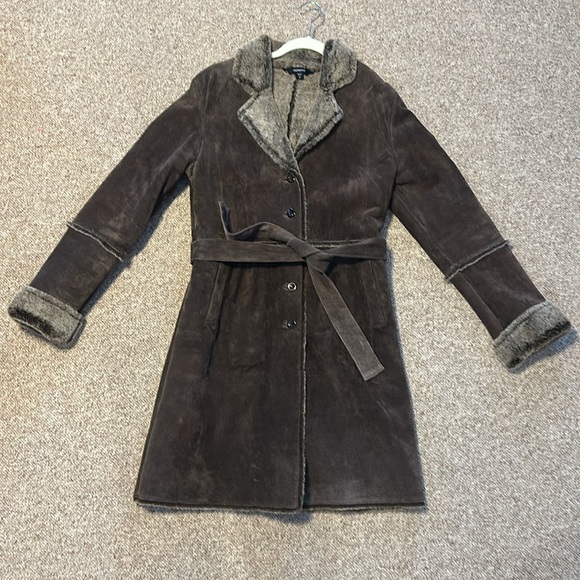 Express Brown Suede Coat Faux Fur Lined Leather Long Boho Trench Penny Lane - Picture 1 of 8